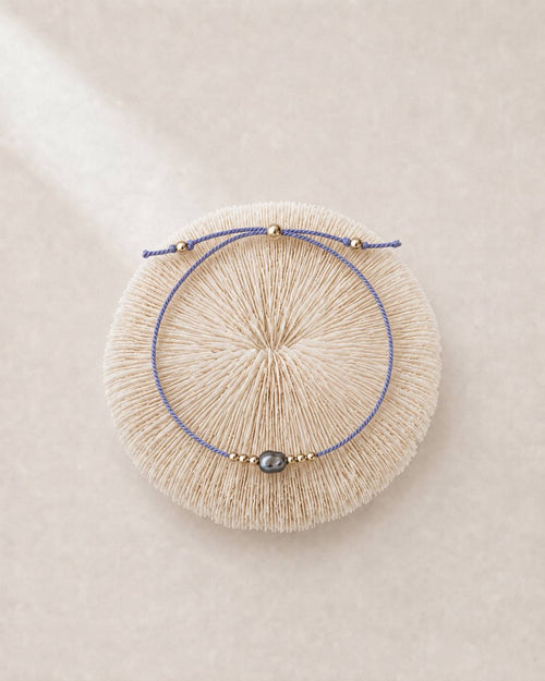 Bracelet Lilou avec keshi de Polynésie sur cordon réglable